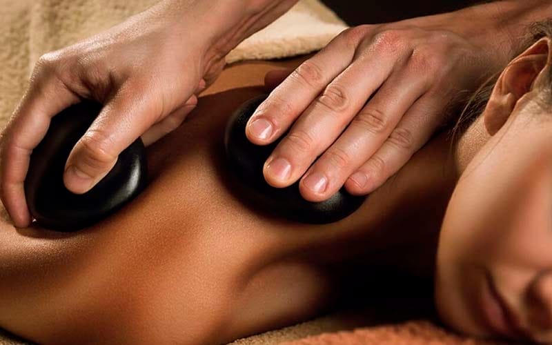 Benefits of a Hot Stone Massage Midtown NYC