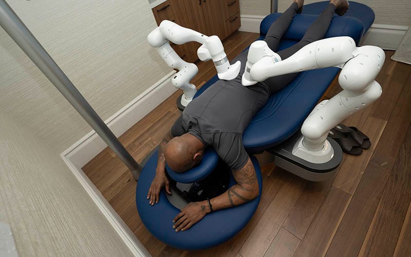 ILA Spa Midtown Mens Spa Robotic Massage Chair NYC