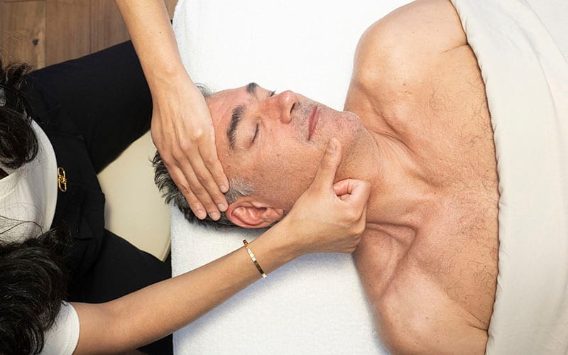 ILA Spa Midtown Seacreation Facial Head Neck Shoulder Massage NYC